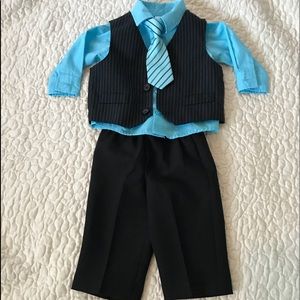 Baby boy 4-piece suit